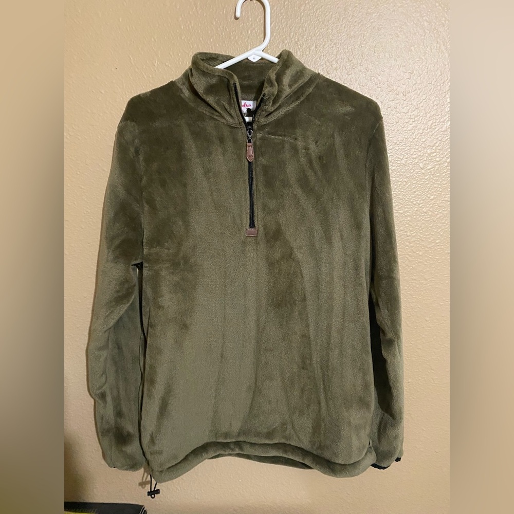 Pulse Boutique Womens Olive Green Soft Fleece Pullover. Size Small
